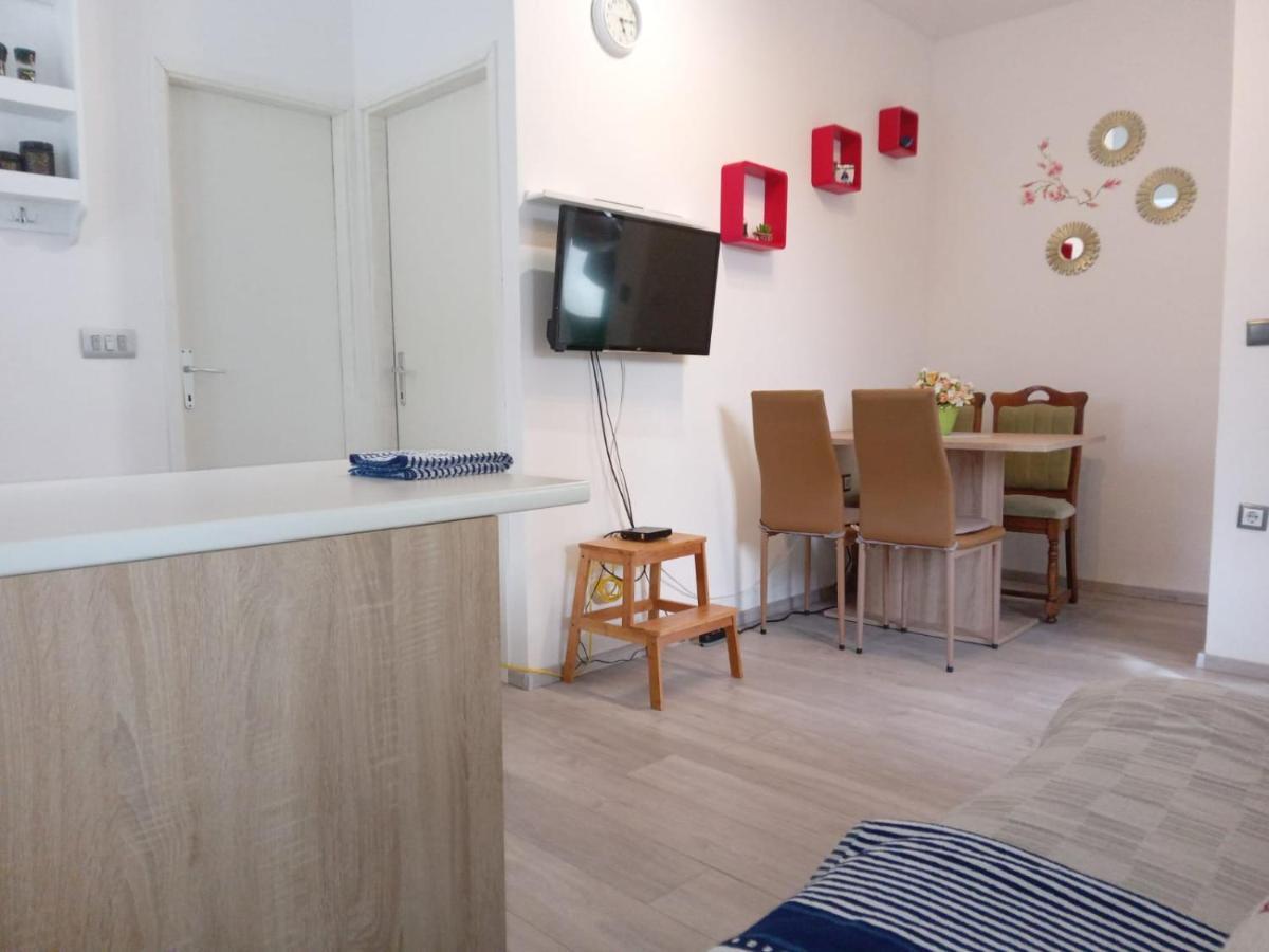 Kastelanic Apartman Brbinj Exterior photo