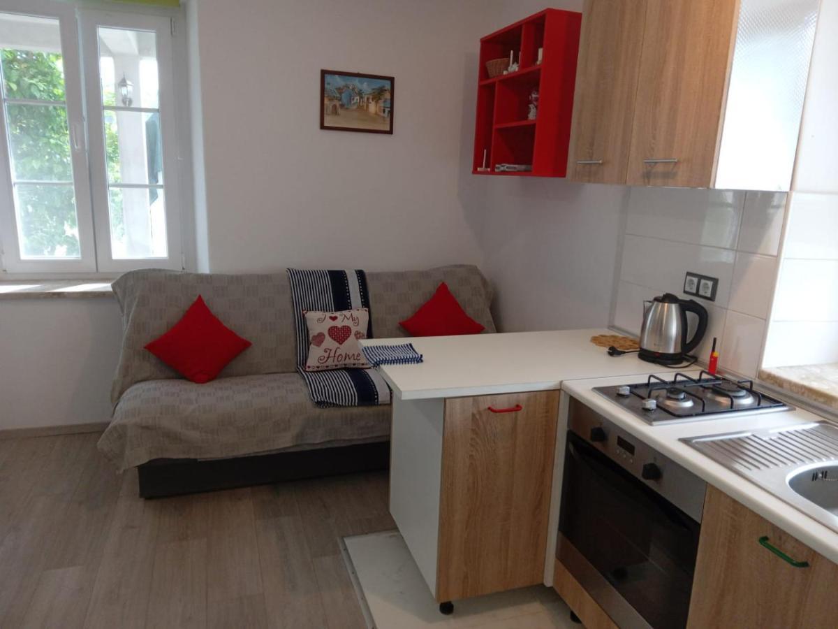 Kastelanic Apartman Brbinj Exterior photo